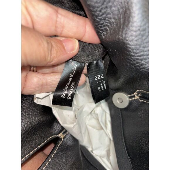 Unlisted Hobo Bag Handbag Purse Black Lined Double Straps Streetsmart NEW PU - Picture 9 of 12